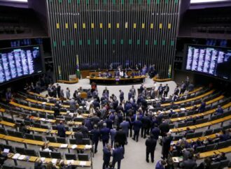 Deputado Gayer alerta sobre possível aumento nos custos dos planos de saúde com reforma tributária